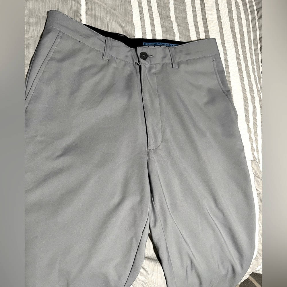 Men’s Roundtree Yorke athletic/dress pants
